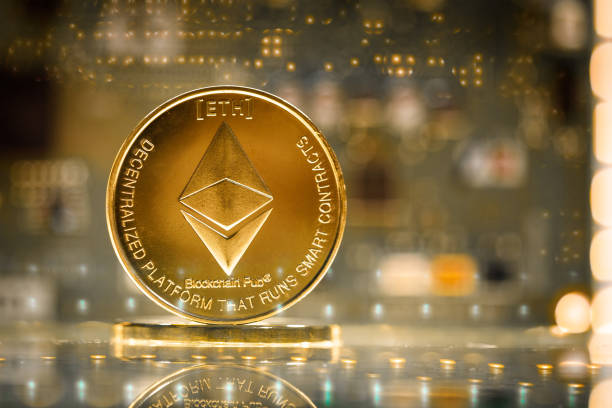 When Eth prices close another bearish month, Ethereum’s exchange supply drops to a new low