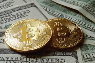 Bitcoin prices skyrocket above ,000 – Analysts discuss actual drivers