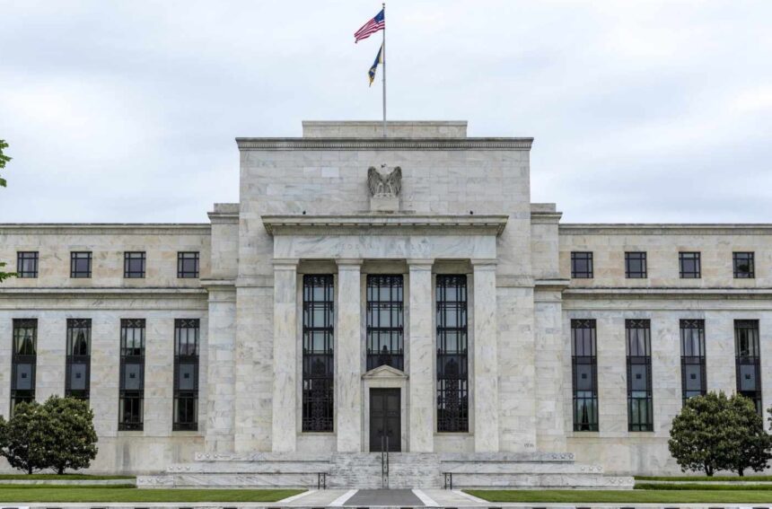 The Fed can cut interest rates in a month, the governor says