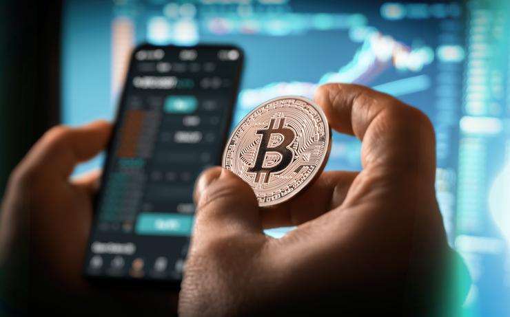 Bitcoin holds over 4,000. Is there a DCA strategy at current Bitcoin prices?