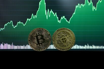 Flip? Ethereum ETF attracts  billion this month, but Bitcoin products are struggling