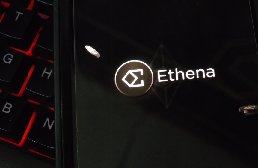 Why did the Ethena stablecoin drop in price only on Binance? Why did the Ethena stablecoin drop in price only on Binance?