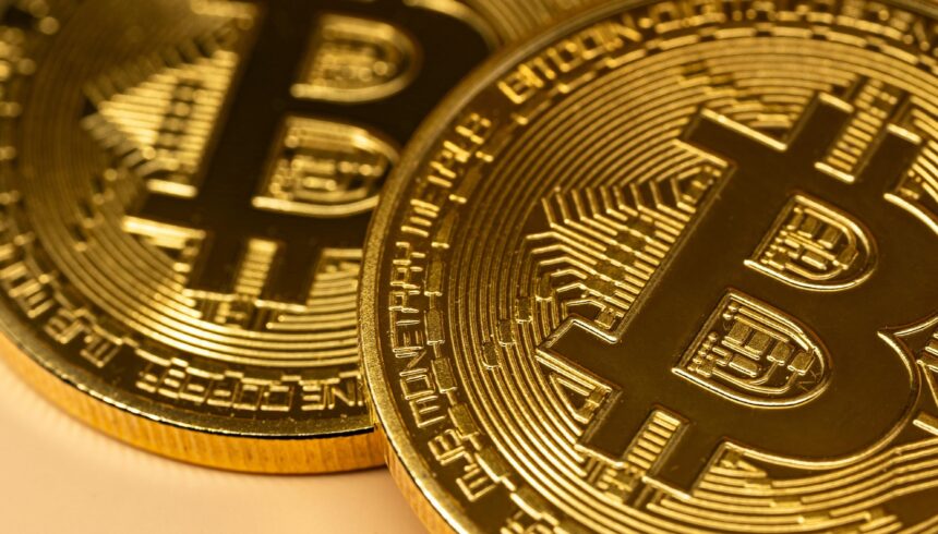 Top Bitcoin Bulls Identify Key Factors Driving BTC Plunge Top Bitcoin Bulls Identify Key Factors Driving BTC Plunge