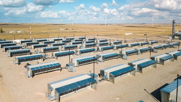 Hut 8 Tuesday’s False Dip and Buy Opportunity: Benchmark