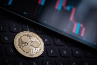 XRP Price Falls to Important Support Level, Is It Time to Panic?
