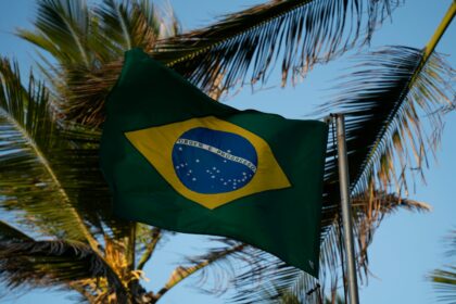 Bitcoin gains momentum in Brazil as average investment exceeds ,000